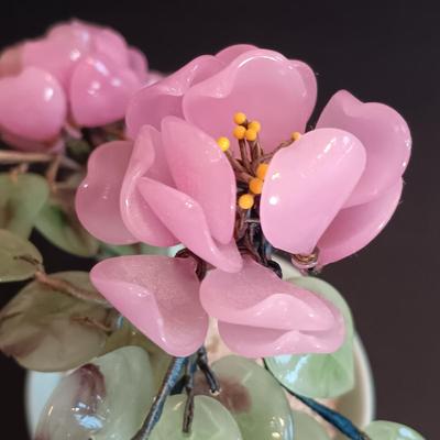 LOT 200: Bambergers Stone Pink Floral Bonsai Tree with Small Art Plates