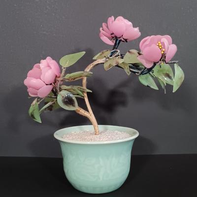 LOT 200: Bambergers Stone Pink Floral Bonsai Tree with Small Art Plates