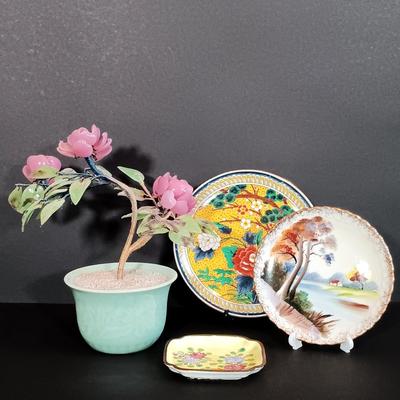 LOT 200: Bambergers Stone Pink Floral Bonsai Tree with Small Art Plates