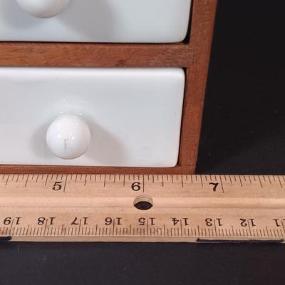 LOT 202: Gallaway Crystal Shamrock Clock, Art Glass Vases, Gold Plated and Crystal Pig & More