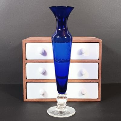 LOT 202: Gallaway Crystal Shamrock Clock, Art Glass Vases, Gold Plated and Crystal Pig & More