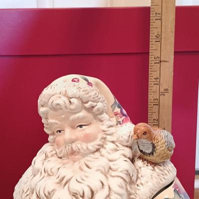 LOT 203: Waterford Holiday Heirlooms Georgian Santa Cookie Jar