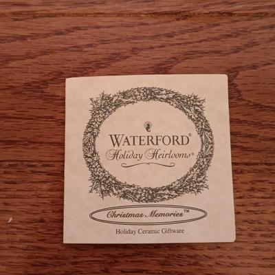 LOT 203: Waterford Holiday Heirlooms Georgian Santa Cookie Jar