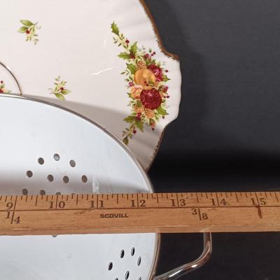 LOT 205: Royal Doulton Old Country Rose Tile Tray and Trivet, Royal Albert Holiday Chip and Dip Plate and Colander