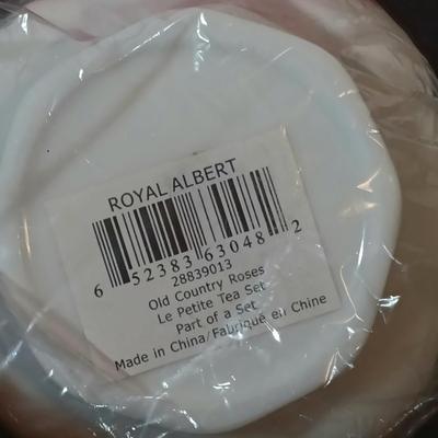 LOT 207: Royal Albert Old Country Roses Le Petite Tea Set In Original Box and Serving Dish