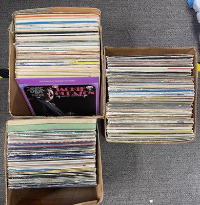 Three boxes, 140+ records, vintage vinyl, albums, mostly old and music and organ music