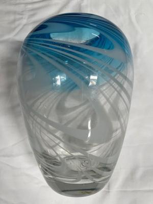 HD designs blue and clear swirled vase