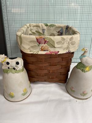 Longaberger basket with cream floral lining