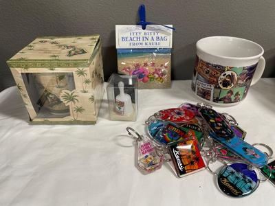 Hawaiian keychains and mugs