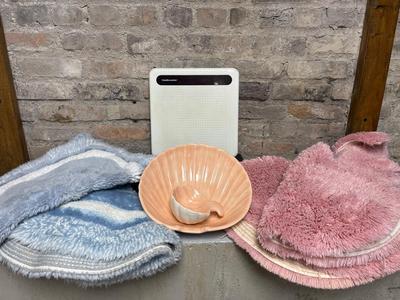 Sale Photo Thumbnail #283: Healthometer bathroom scale, blue rug set 45” x 27” oval and 24” round, pink rug set 33” x 22” oval and around-the-stool, and shell motif soap dish and basin