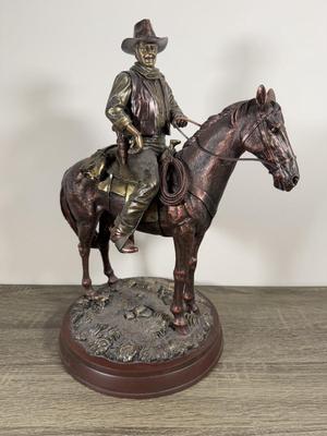 LOT 5B: 2014 Bradford Exchange John Wayne Cold-Cast Bronze Masterpiece Sculpture #781/5000 (17”)