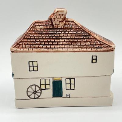 LOT 202K: Hazle Ceramics Dickens - Ye Olde Curiosity Shoppe and More