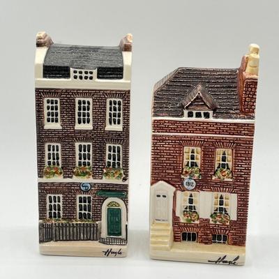LOT 202K: Hazle Ceramics Dickens - Ye Olde Curiosity Shoppe and More