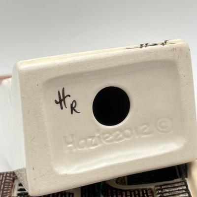 LOT 202K: Hazle Ceramics Dickens - Ye Olde Curiosity Shoppe and More