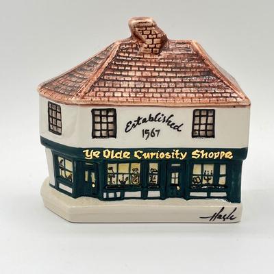 LOT 202K: Hazle Ceramics Dickens - Ye Olde Curiosity Shoppe and More