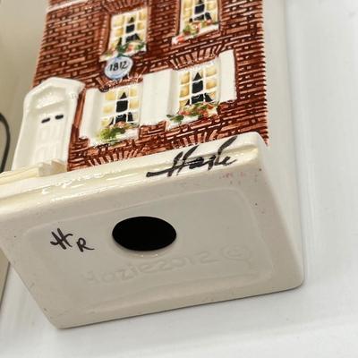 LOT 202K: Hazle Ceramics Dickens - Ye Olde Curiosity Shoppe and More