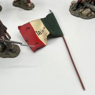 LOT 204K: King & Country Remember the Alamo Metal Toy Soldier Figurine Set