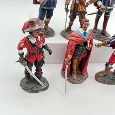 LOT 208K: King & Country Metal Figurines - Pike & Musket and Hercule Poirot