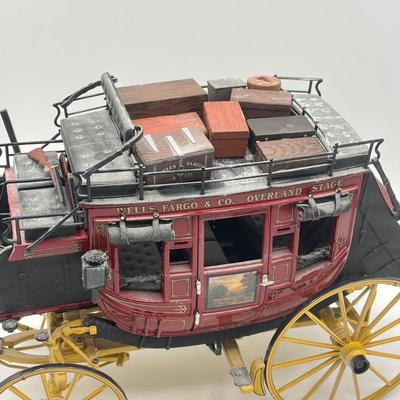 LOT 209K: Franklin Mint Wells Fargo Stagecoach Precision Model