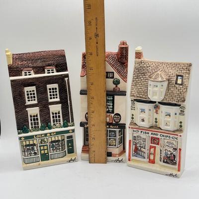 LOT 214K: Nation of Shopkeepers Hazle Ceramics Wall Plaques