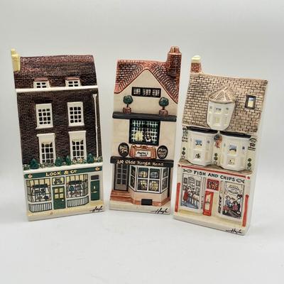 LOT 214K: Nation of Shopkeepers Hazle Ceramics Wall Plaques