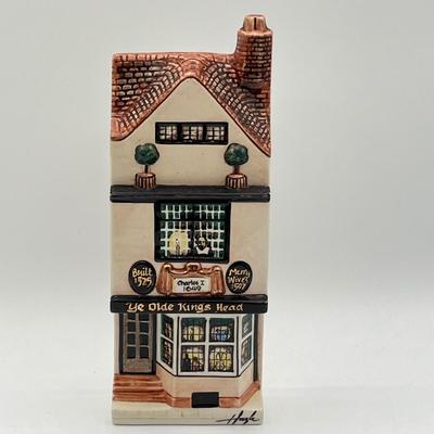 LOT 214K: Nation of Shopkeepers Hazle Ceramics Wall Plaques