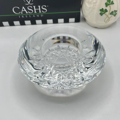 LOT 220K: Irish Crystal and Pottery - Belleek Vase, Waterford and Cash's Crystal