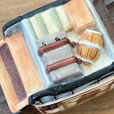 LOT 235K: John Wayne Memorabilia - Cookbooks, Lunchboxes, Salt and Pepper Shakers and More