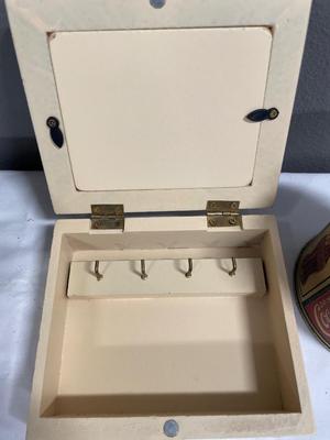 Small tin, heart planter and small jewelry holder