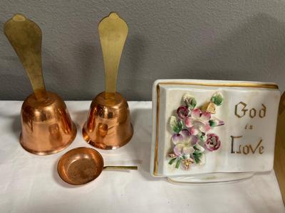 Wood Kleenex box with bells and doll furniture