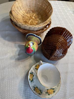 Turkeys and one teacup