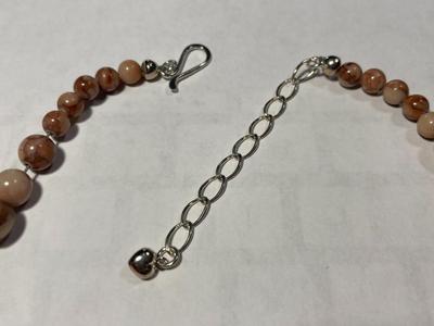 DTR/Jay King New Never Worn Graduated Agate Stone Beads 18-21" Adjustable Necklace w/Sterling Silver Clasp & Chain as Pictured....