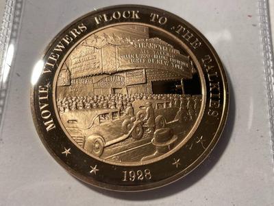 1928 MOVIE VIEWERS FLOCK TO THE TALKIES FRANKLIN MINT PROOF BRONZE MEDAL (MEDAL #41). FREE DOMESTIC SHIPPING.