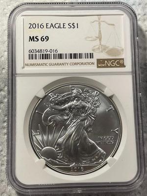 NGC CERTIFIED 2016 MS69 SILVER EAGLE DOLLAR AS PICTURED. FREE DOMESTIC SHIPPING.