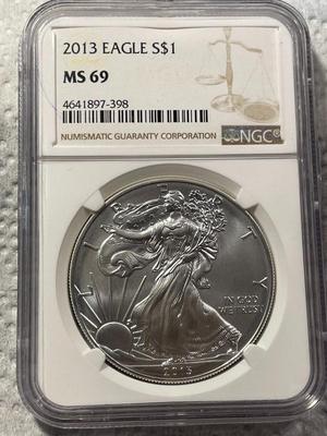 NGC CERTIFIED 2013 MS69 SILVER EAGLE DOLLAR AS PICTURED. FREE DOMESTIC SHIPPING.