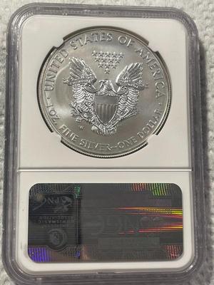 NGC CERTIFIED 2012-W MS69 SILVER EAGLE DOLLAR AS PICTURED. FREE DOMESTIC SHIPPING.