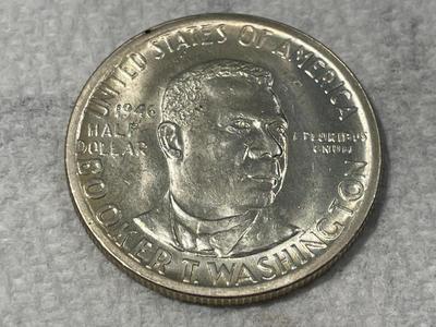 1946-P BRILLIANT UNCIRCULATED CONDITION BOOKER T. WASHINGTON COMMEMORATIVE SILVER HALF DOLLAR AS PICTURED.