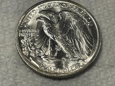 (COIN-6) 1946-S CHOICE BU FROM AN ORIGINAL ROLL WALKING LIBERTY SILVER HALF DOLLAR. FREE DOMESTIC SHIPPING.