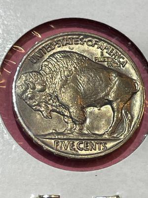 1938-D CHOICE BU CONDITION BUFFALO NICKEL FROM AN ORIGINAL ROLL (COIN-1).