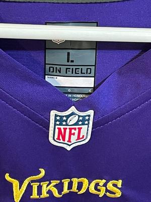 NEW w/Tags NFL Adrian Peterson Minnesota Vikings Football Jersey Size Large as Pictured.