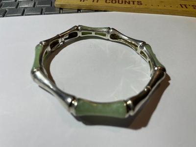 Vintage Sterling Silver Jade/Jadeite Panel Hinged Bangle Bracelet for a Size 8" Wrist in Good Preowned Condition.