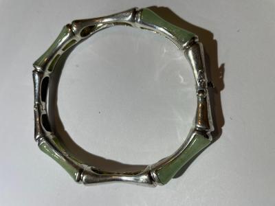 Vintage Sterling Silver Jade/Jadeite Panel Hinged Bangle Bracelet for a Size 8" Wrist in Good Preowned Condition.