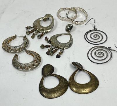 Lot of 5 Fashion Hoop Earrings