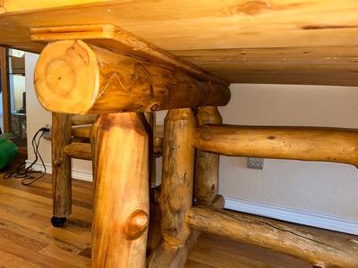 GORGEOUS PINE LOG SLAB DINING TABLE W/2 CAPTAIN, 2 ARMLESS CHAIRS