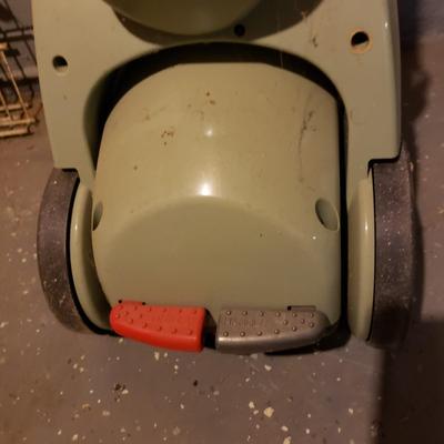 Two Bissell Shampooers (B3-KD)