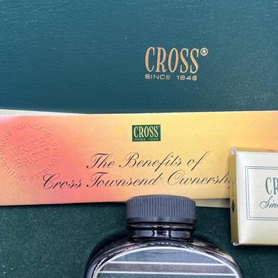 LOT 162J: Cross Pens and Ronson Pen and Pencil Set