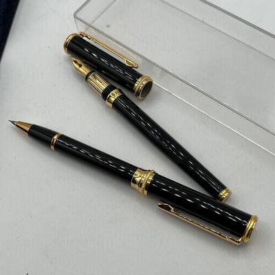 LOT 162J: Cross Pens and Ronson Pen and Pencil Set