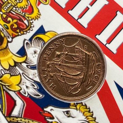 LOT 168J: British Coin Collection - 2015 Brilliant Uncirculated 2-Pound Britannia Coin and More