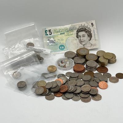LOT 174J: British Currency Collection