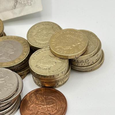 LOT 174J: British Currency Collection